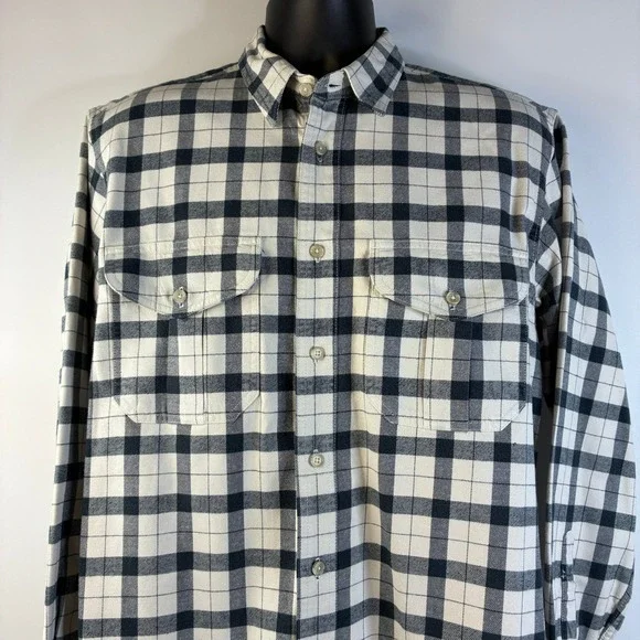 Filson Alaskan Guide Sz Medium Buffalo Check Flannel Shirt Cream Black Cotton